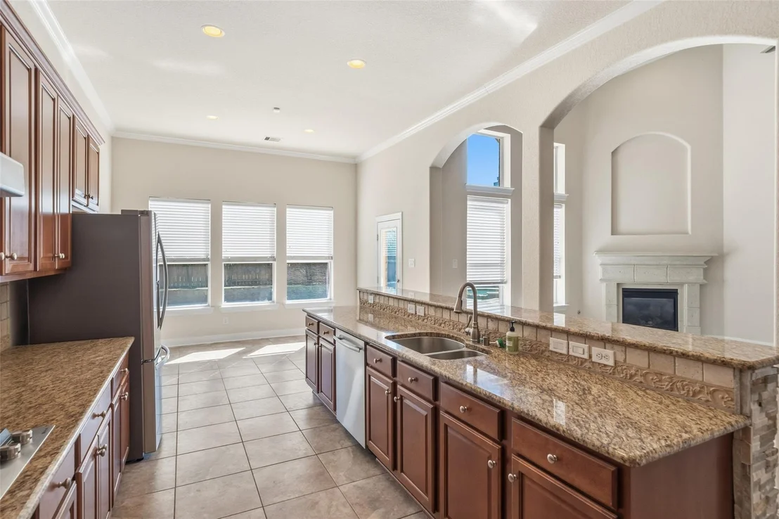 Photo of 25802 Northcrest Drive