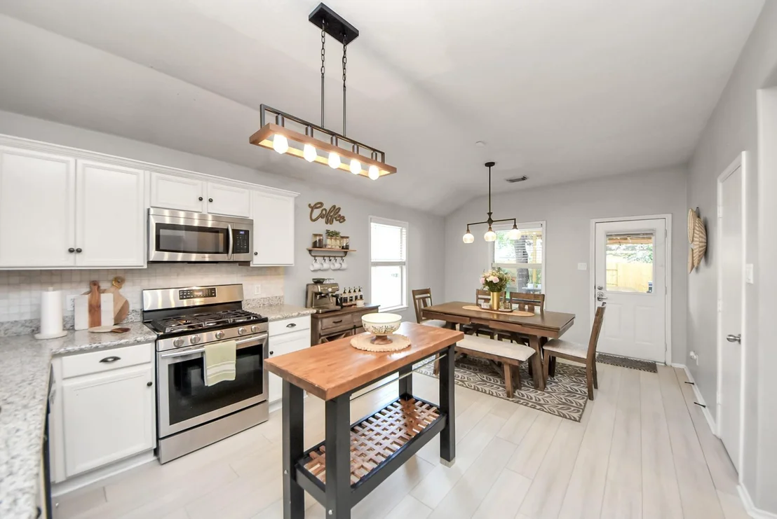 Photo of 15 Bark Bend Place