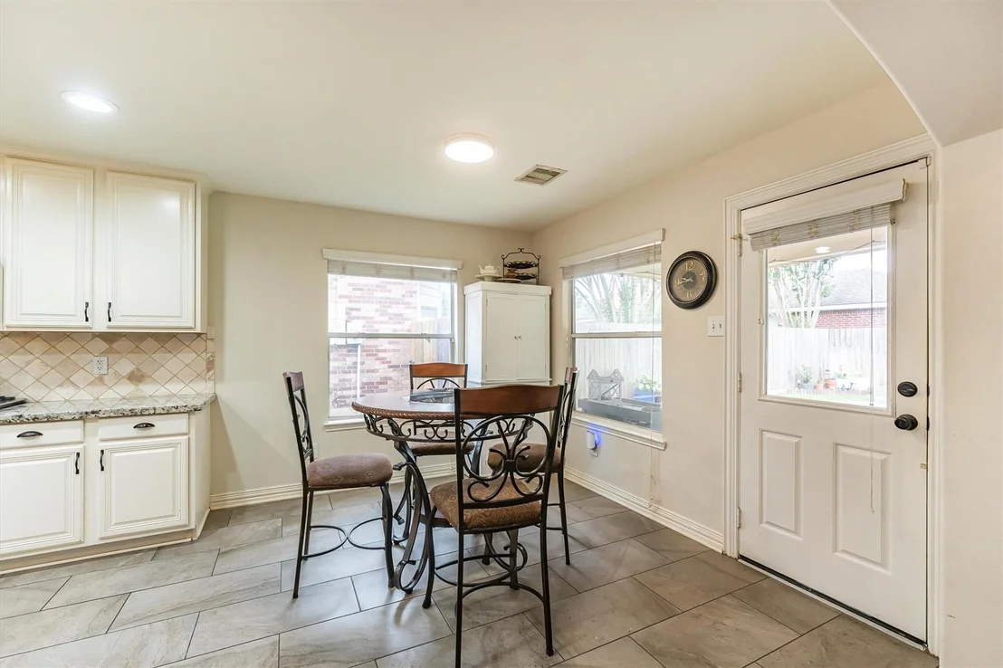 Photo of 6822 Summer Bridge Lane