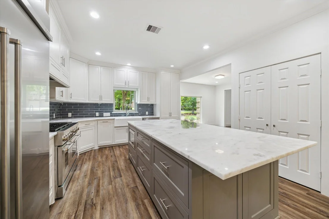 Photo of 2819 W Wildwind Circle