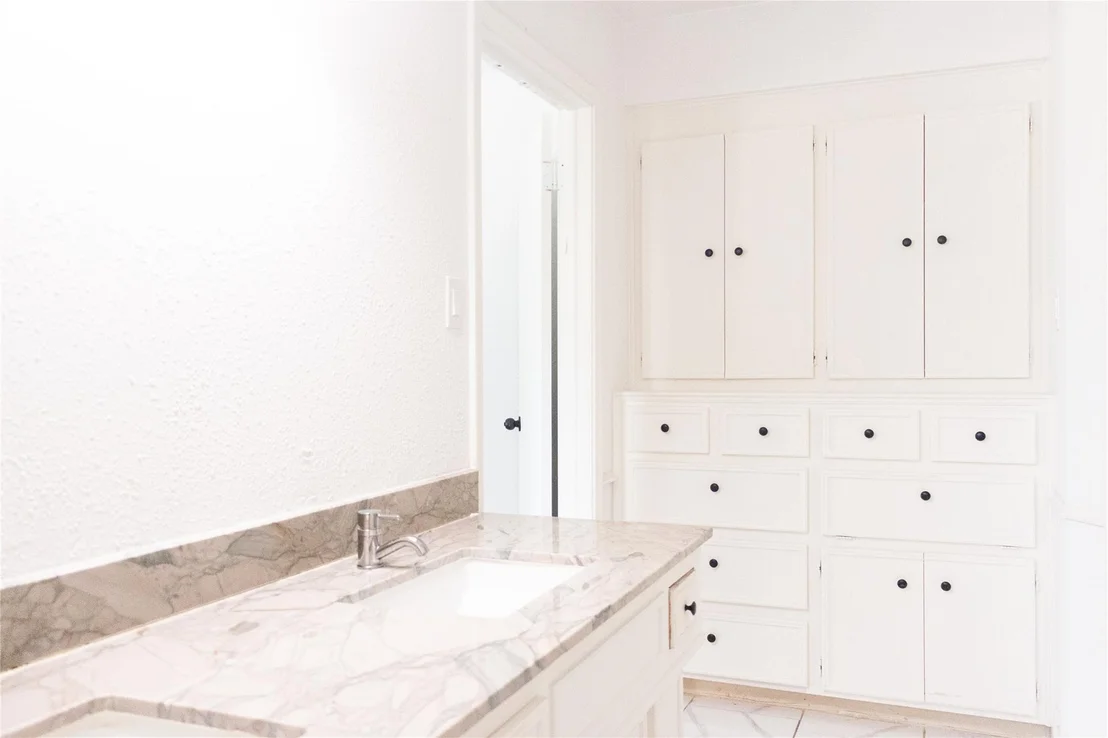 Photo of 8002 Hurst Forest Drive