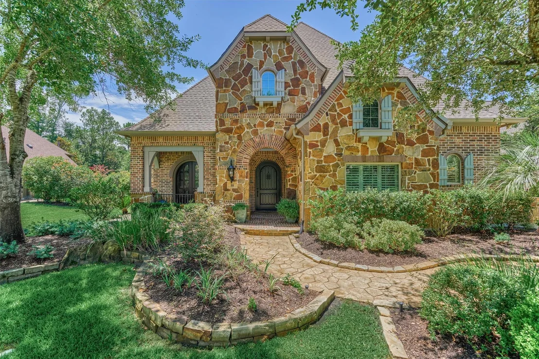 Photo of 66 S Player Manor Circle