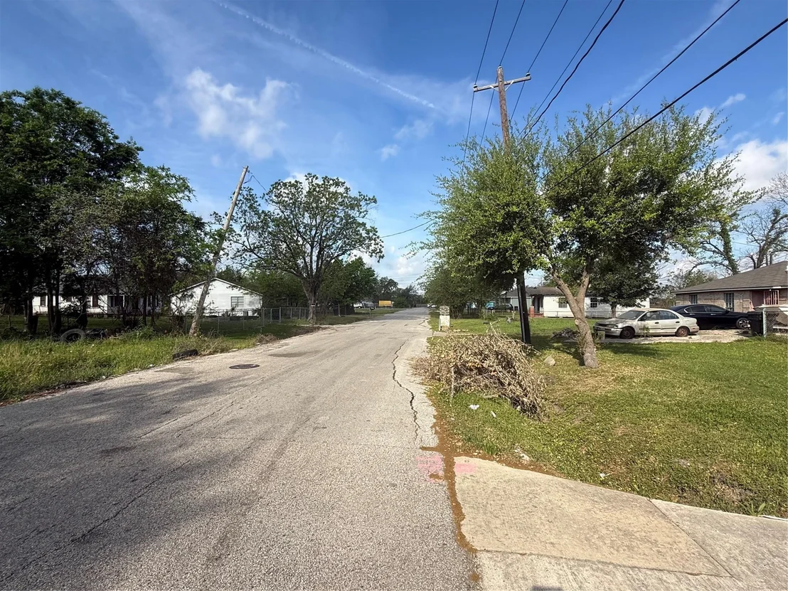 Photo of 7825 Pardee Street