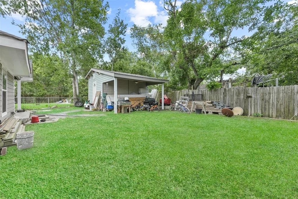 Photo of 5963 Beldart Street