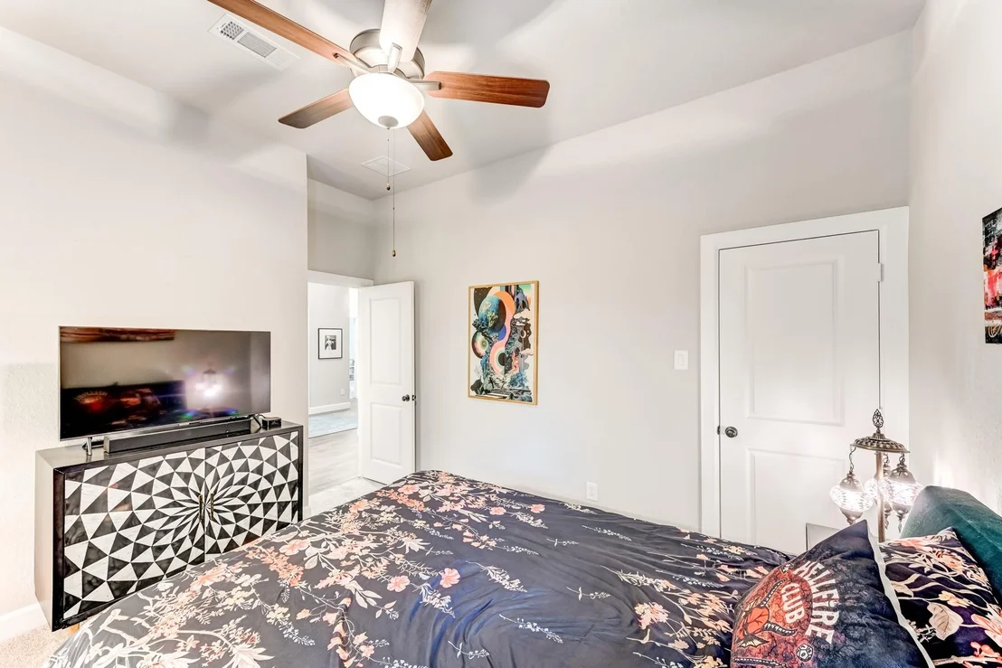 Photo of 404 Summit Ridge Court