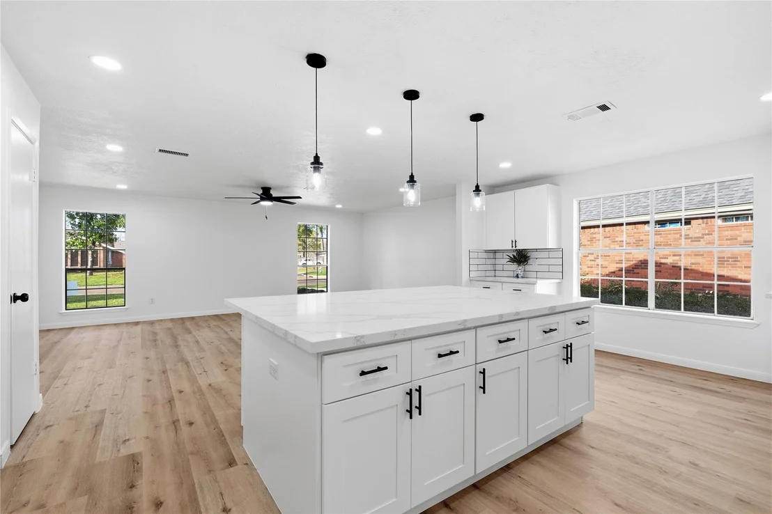 Photo of 8014 17th Green Drive