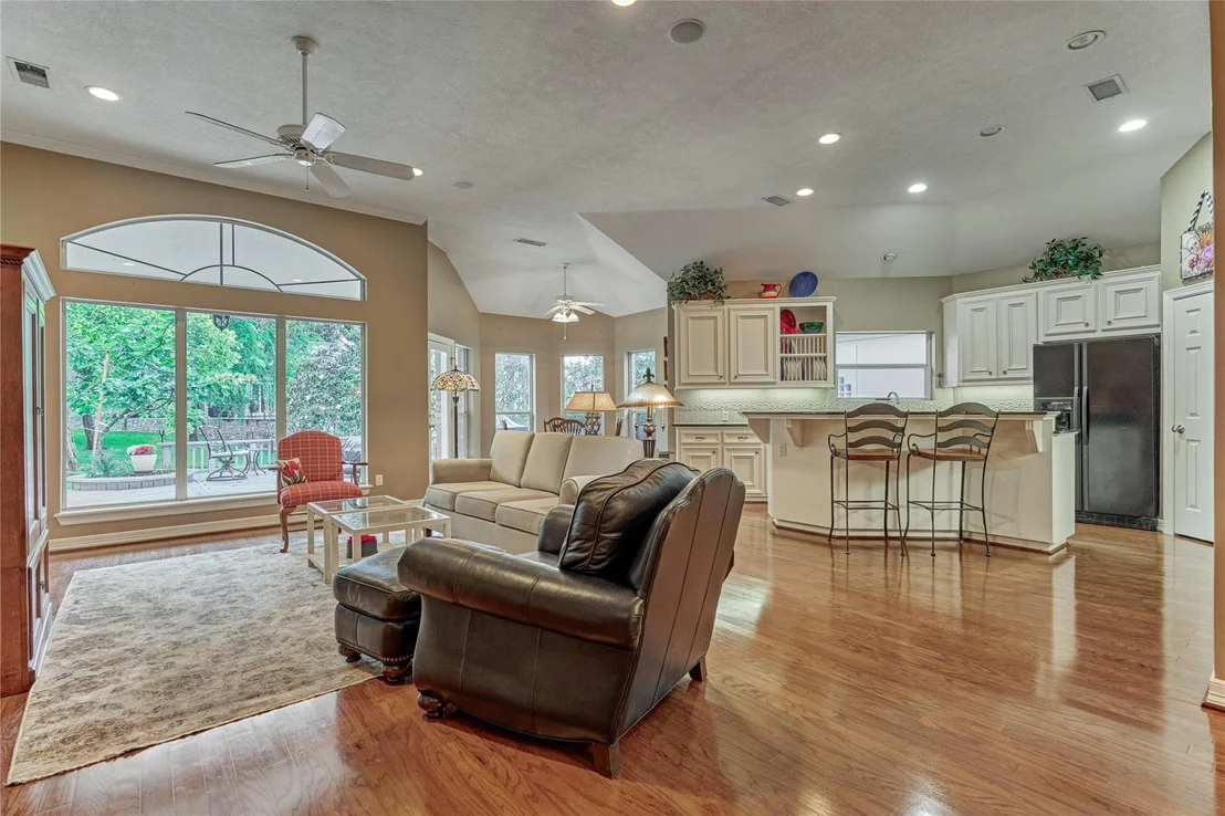 Photo of 33 Winthrop Harbor N