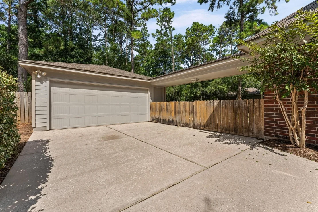 Photo of 92 W Sandalbranch Circle