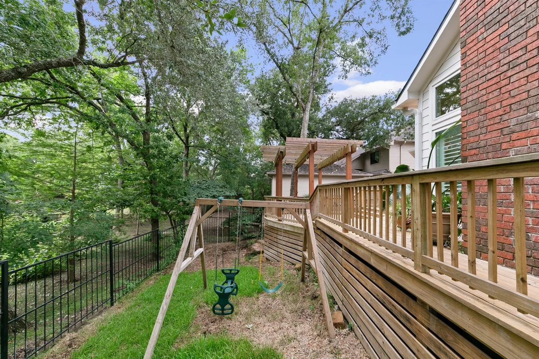 Photo of 1127 Lashbrook Drive