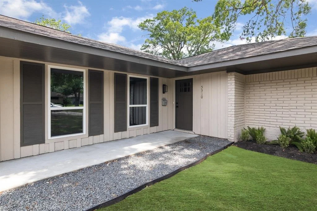 Photo of 5310 Briarbend Drive