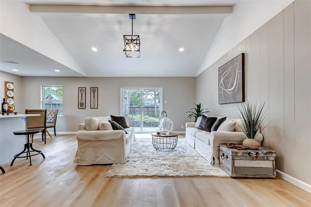 Photo of 6018 Benning Drive