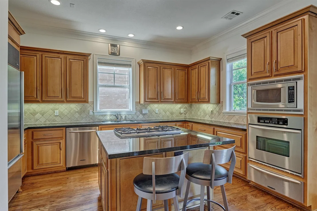 Photo of 83 Colonial Row Drive