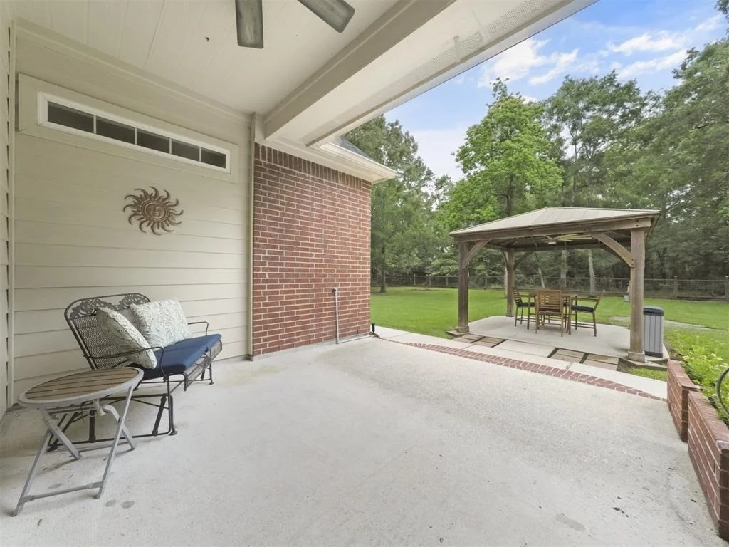Photo of 11987 White Oak Crossing