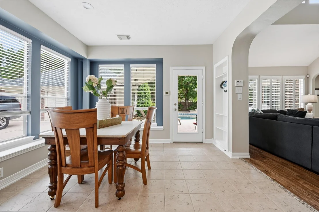 Photo of 10111 Earlington Manor Drive