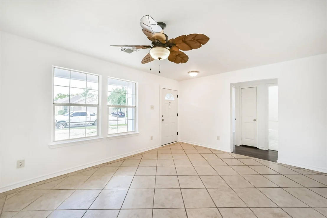 Photo of 434 Fishhawk Way