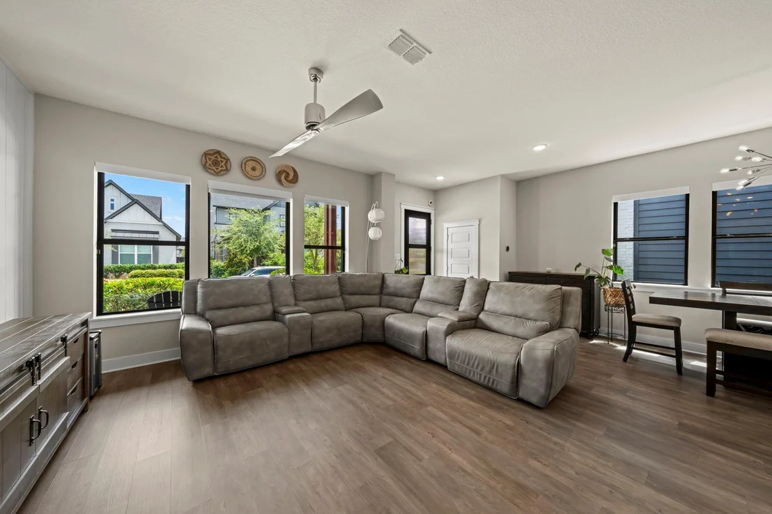 Photo of 18507 Parkland Square Place