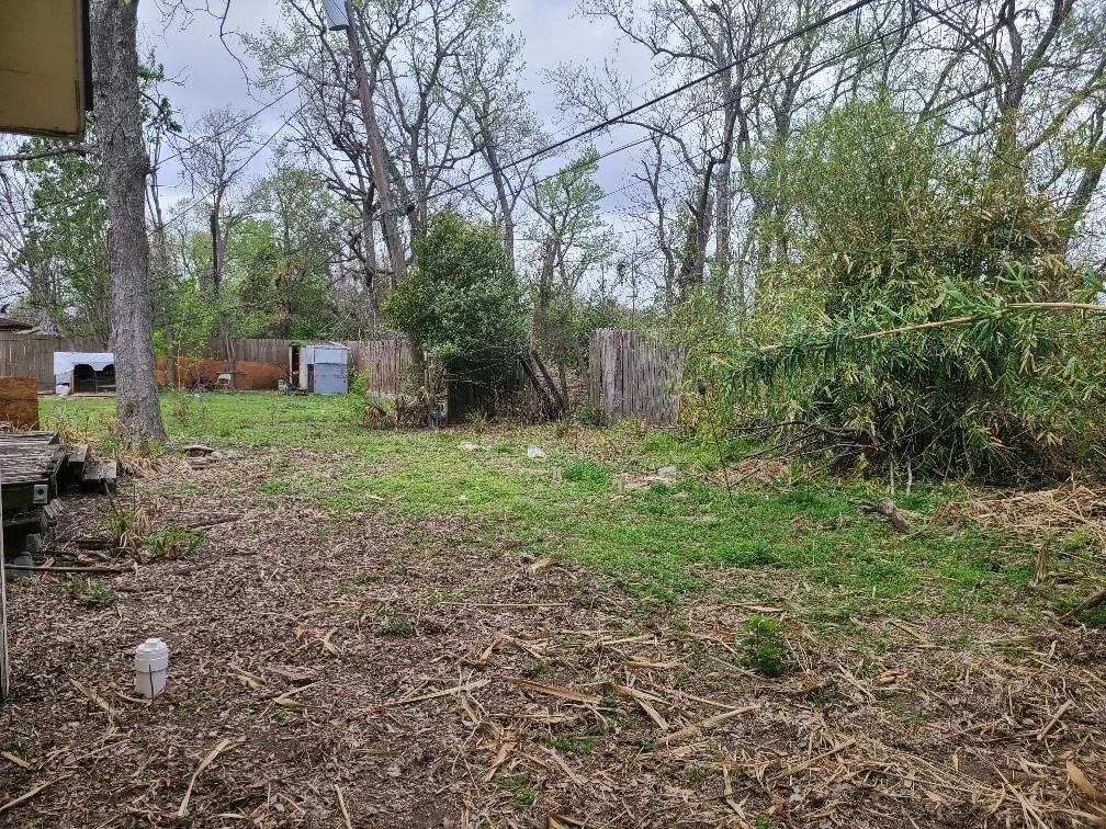 Photo of 422 Surratt Drive