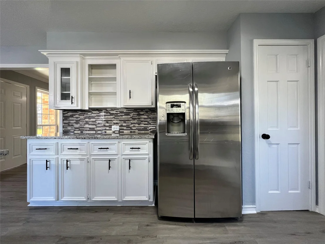 Photo of 5706 Upper Lake Drive