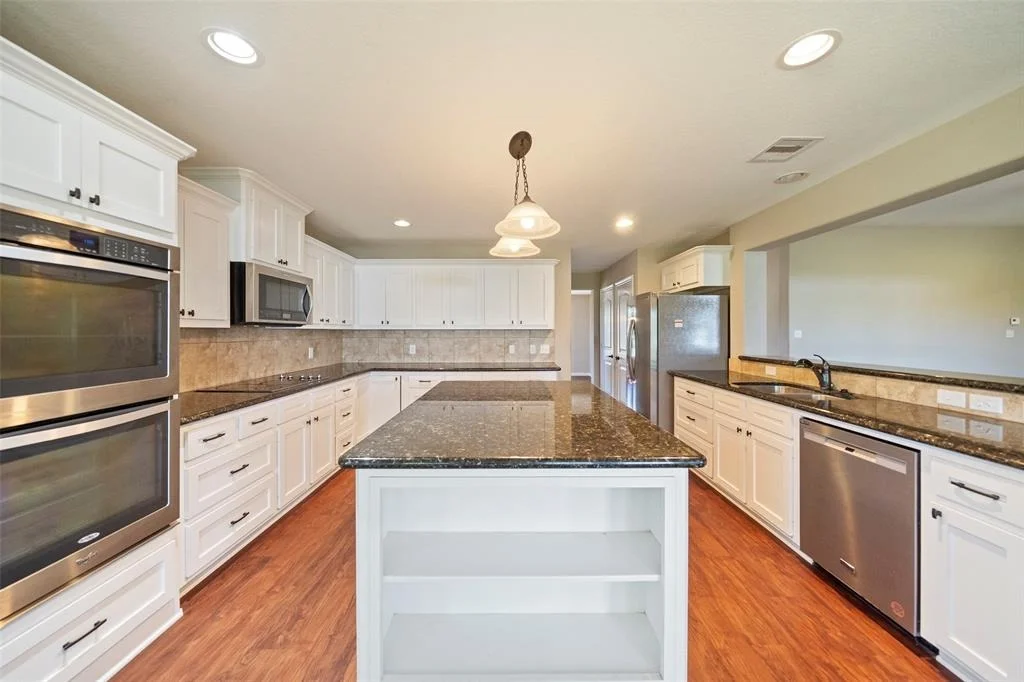 Photo of 8334 Rolling Oaks Drive