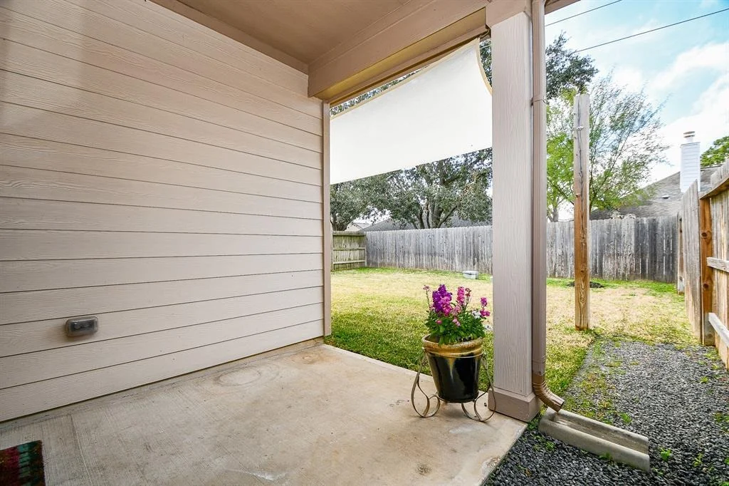 Photo of 6839 Knoll Spring Way