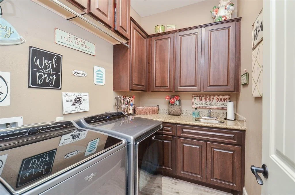 Photo of 33215 Worthing Lane
