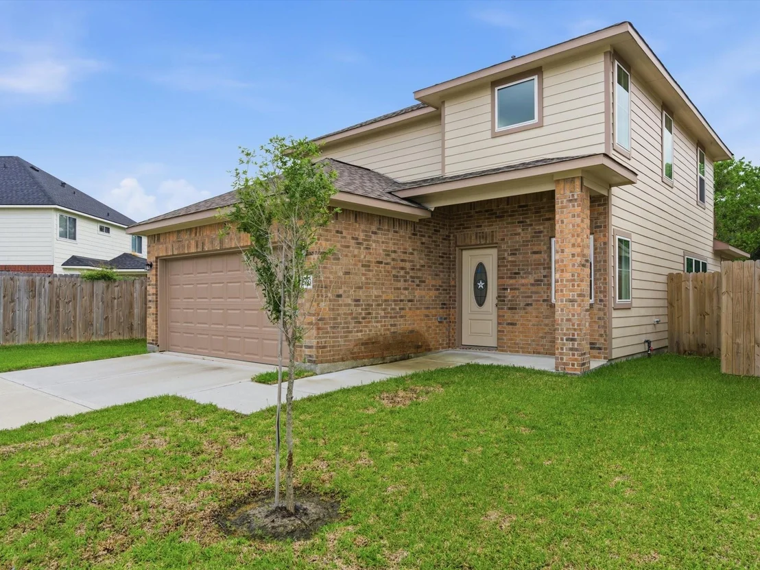 Photo of 2803 Topiary Lane
