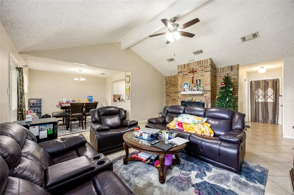 Photo of 16307 Thistleglen Drive