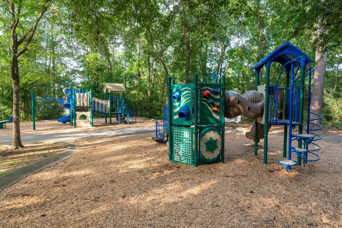 Photo of 15 S Piney Plains Circle