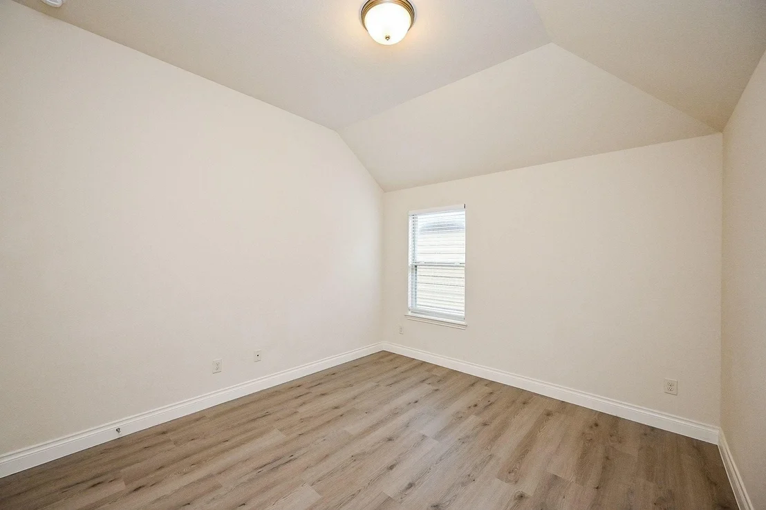 Photo of 28651 Pleasant Forest Drive