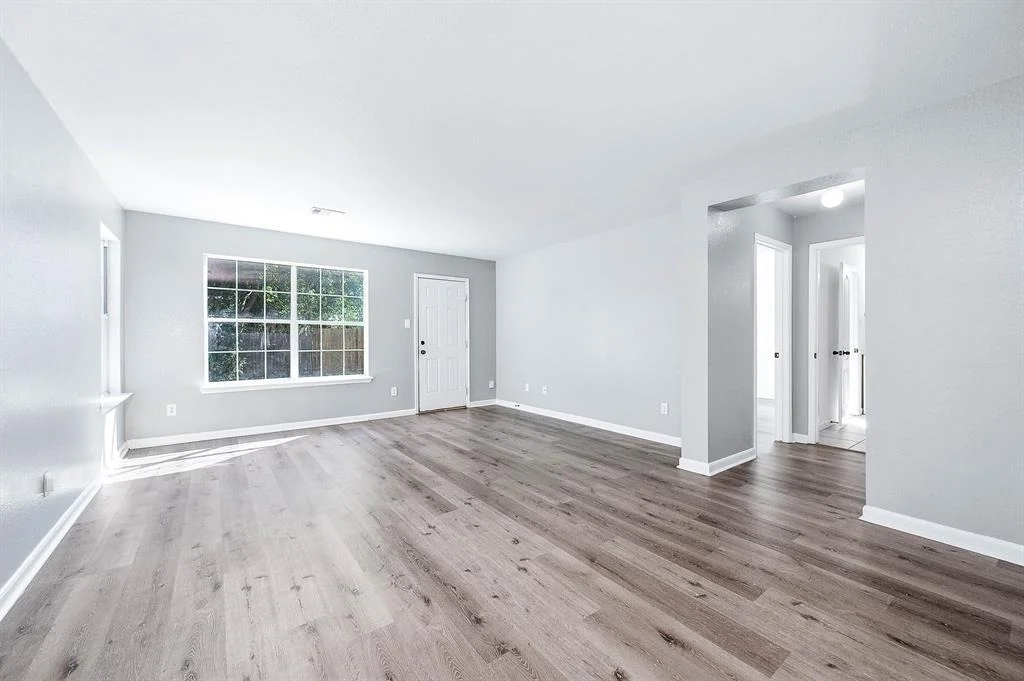 Photo of 11411 Log Cabin Lane