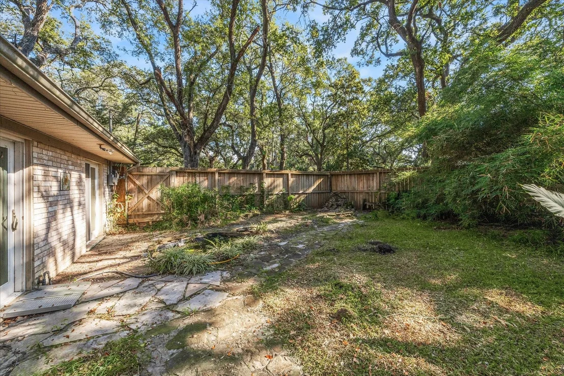 Photo of 202 Hardy Street