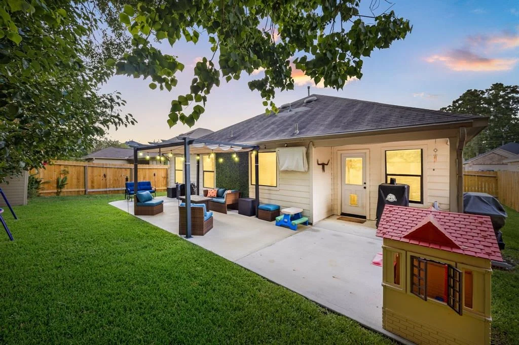 Photo of 2715 Lexington Park Drive