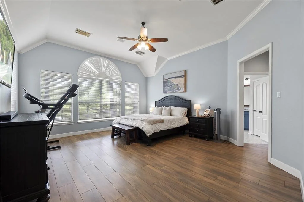 Photo of 6046 Whispering Lakes Drive