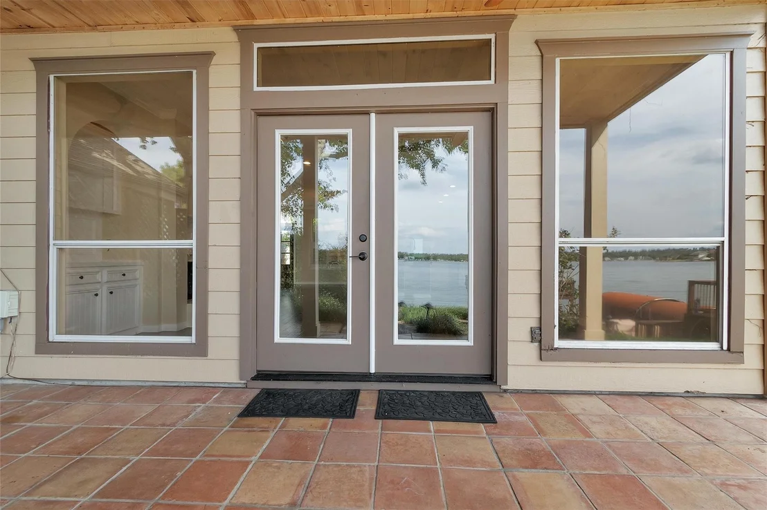 Photo of 1130 Lake View Drive