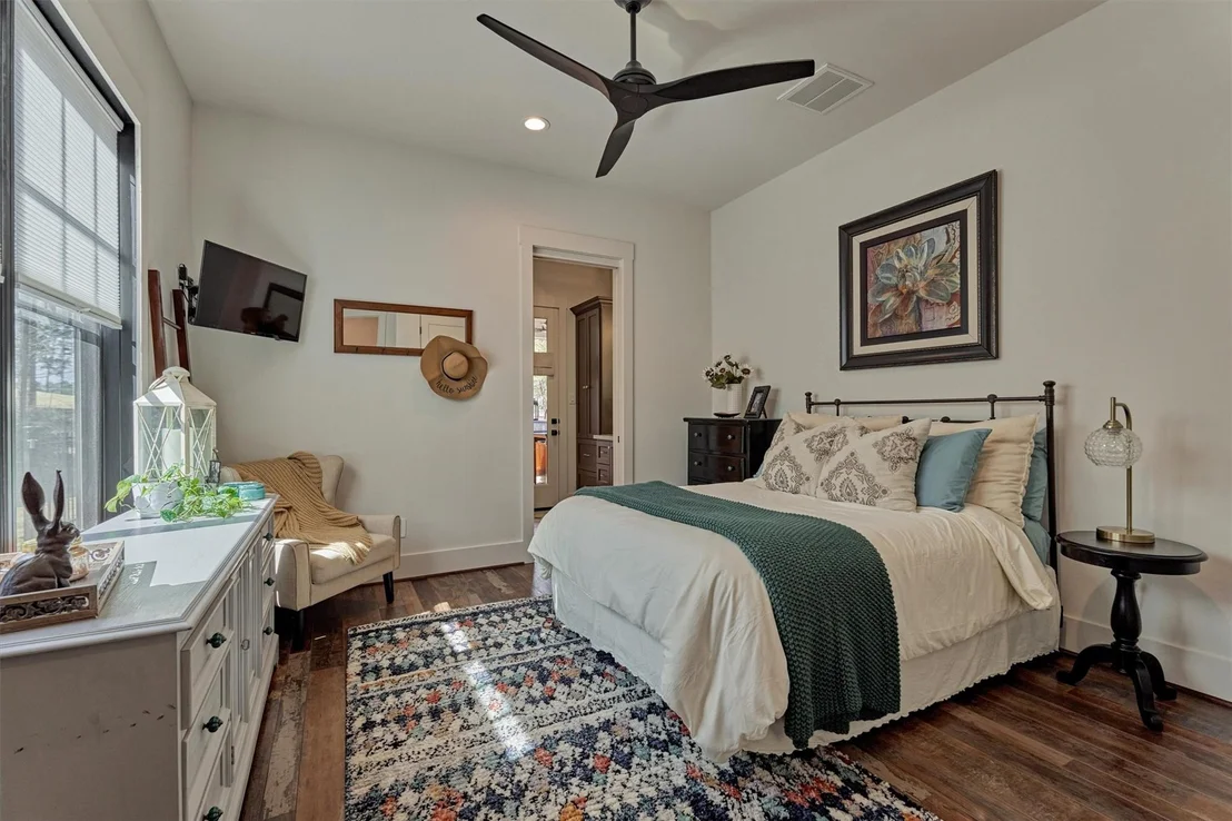 Photo of 4443 Lily Bean Road
