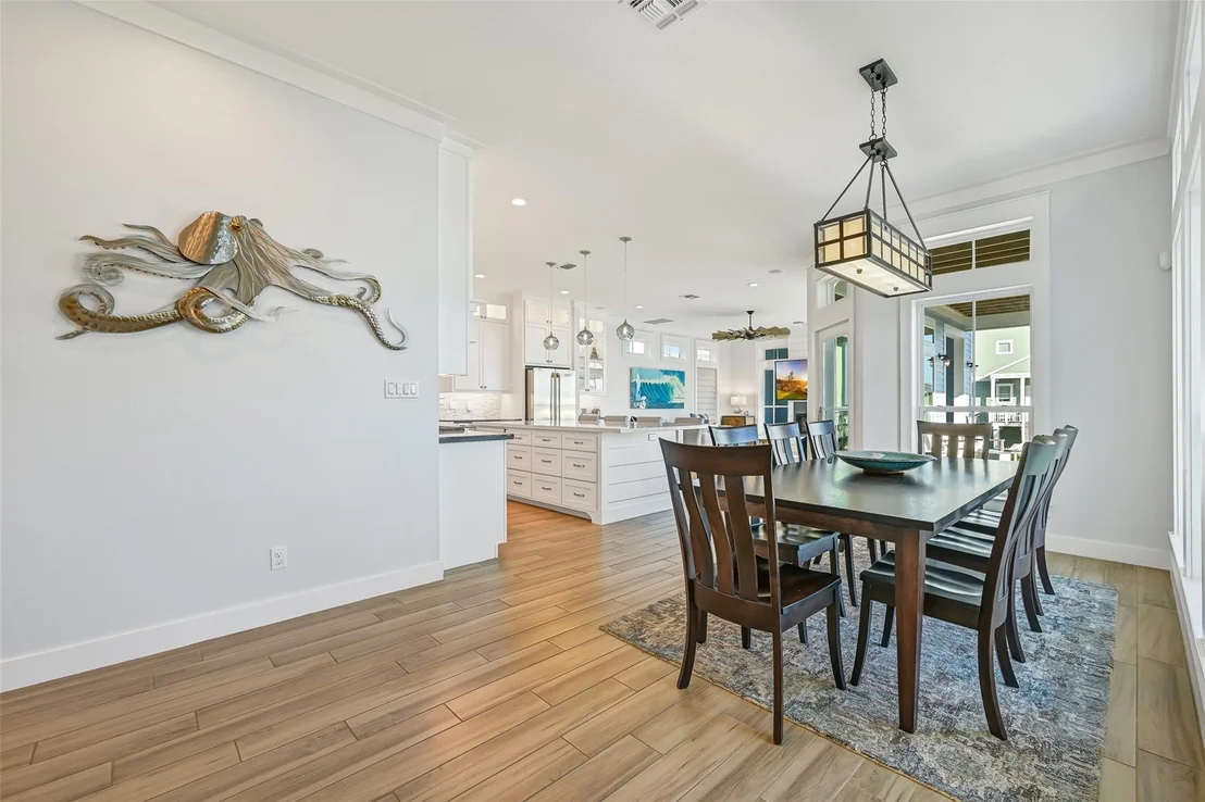 Photo of 11614 Beachside