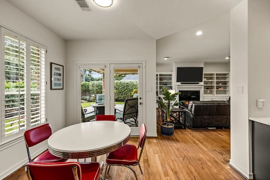 Photo of 4 Crestwood Circle