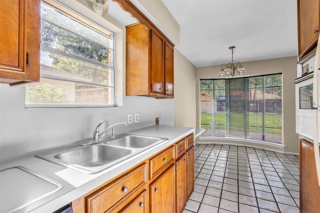 Photo of 168 Greenleaf Lane