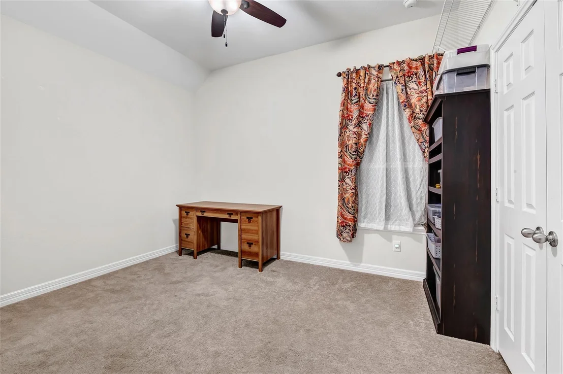 Photo of 9619 Hideaway Green Drive