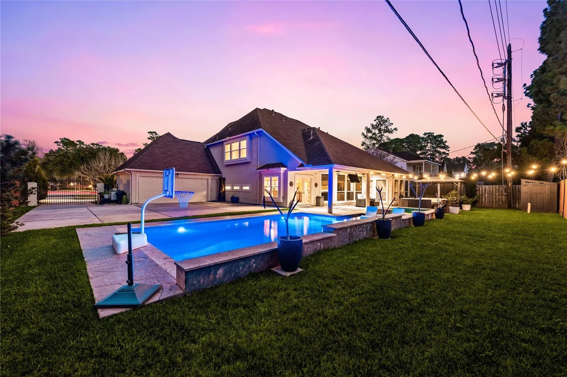 Photo of 17621 Shadow Valley Drive