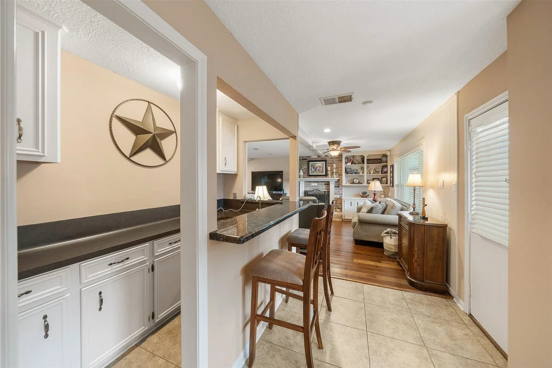 Photo of 6727 Sutter Park Lane