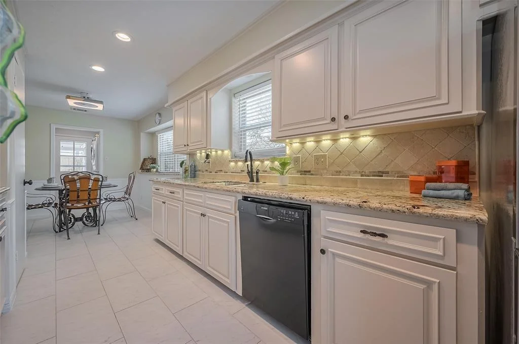 Photo of 16231 Southampton Drive