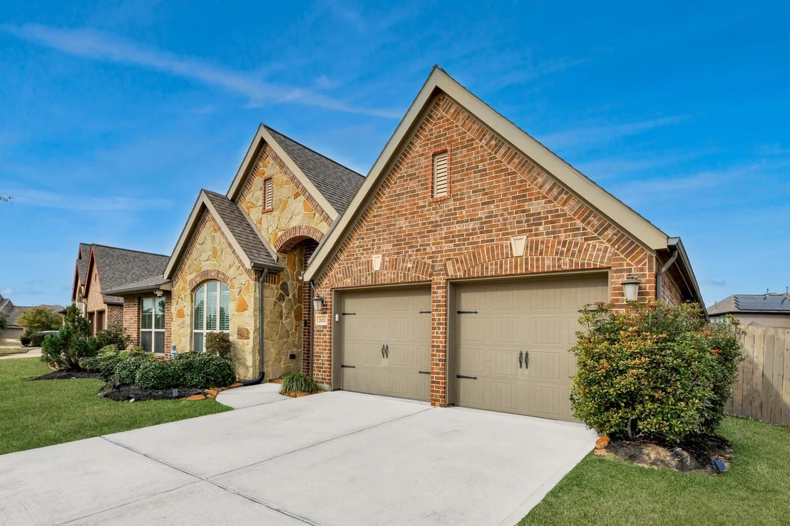 Photo of 20202 Mary Point Lane Lane