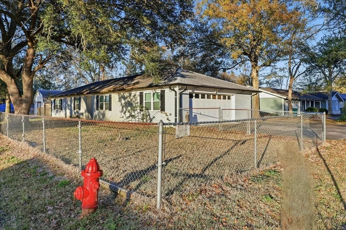 Photo of 321 S 44th Street