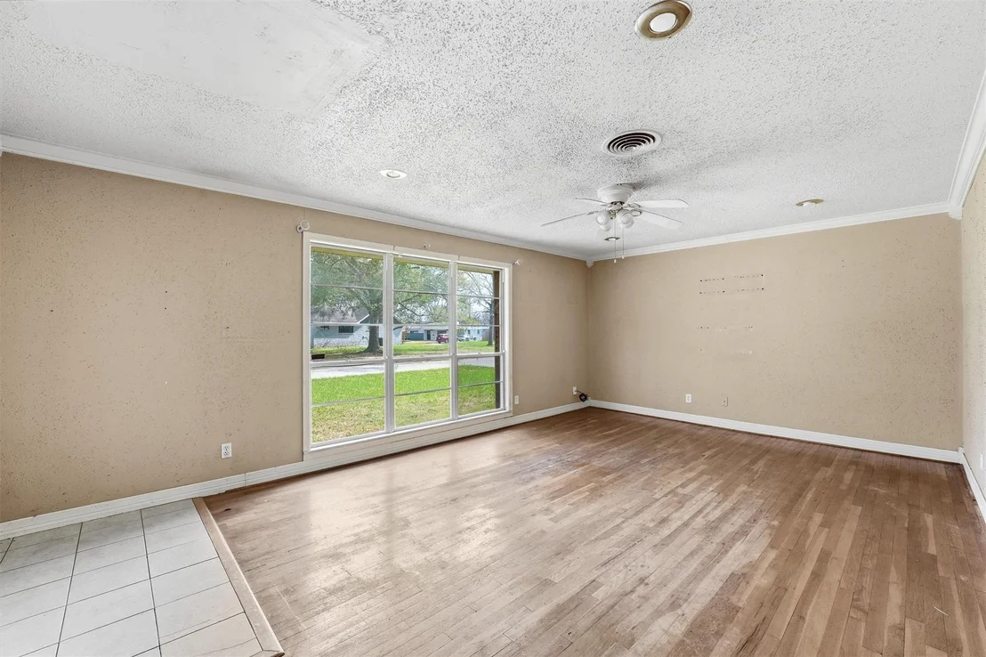 Photo of 11614 Mullins Drive