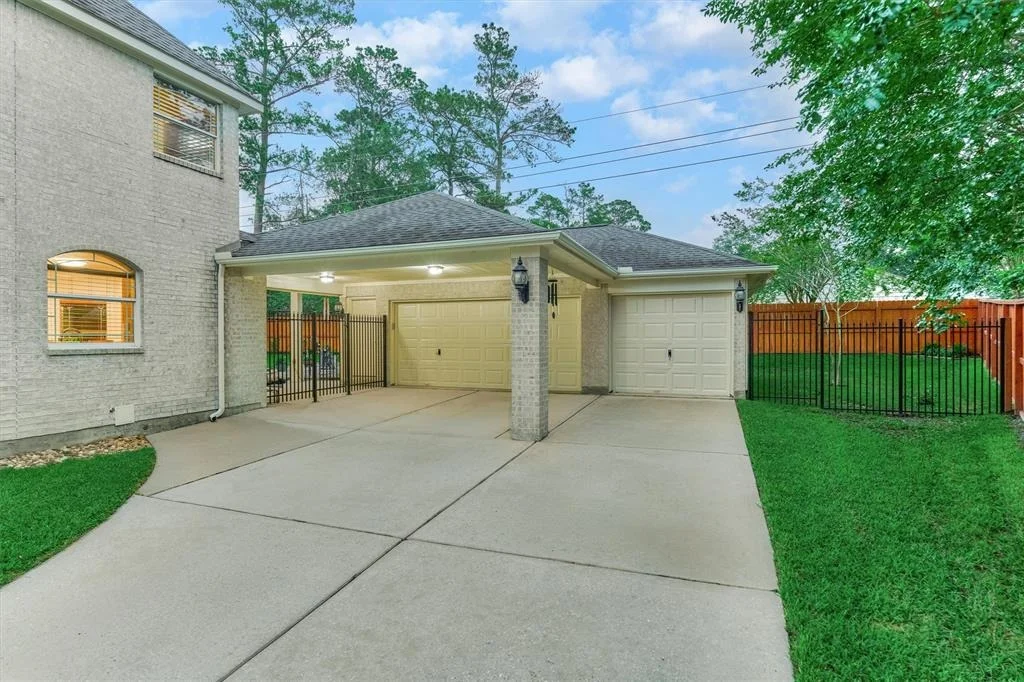Photo of 24006 Bridge Way