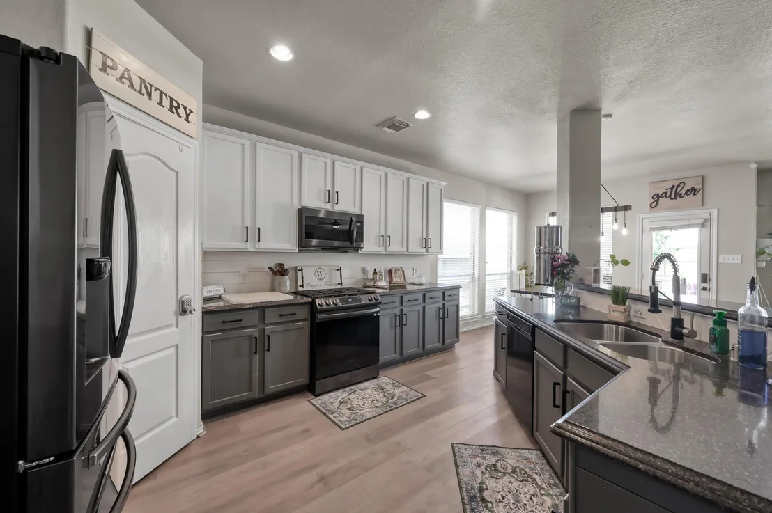 Photo of 28522 Misty Cliff Lane