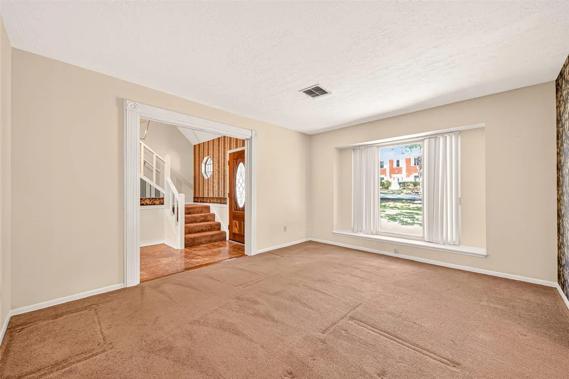 Photo of 614 Orangewood Drive