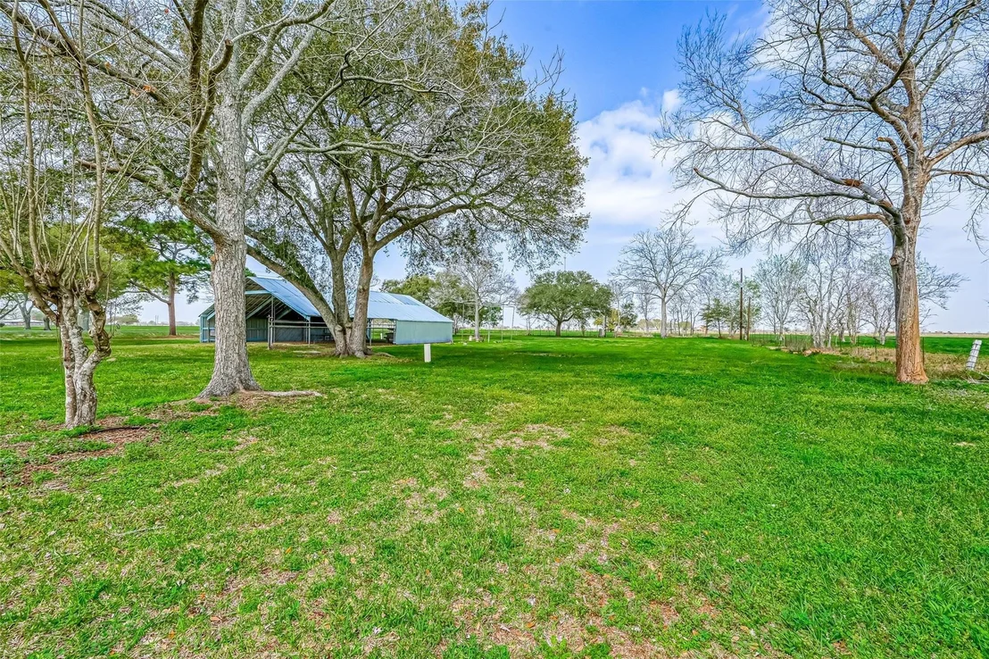 Photo of 1826 County Road 469