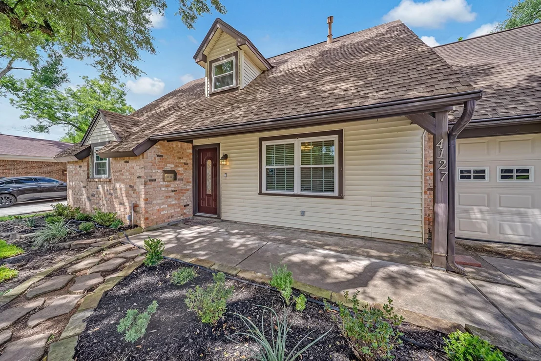 Photo of 4127 Hill Oak Drive